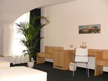 Hotel Delle Fiere 4*
